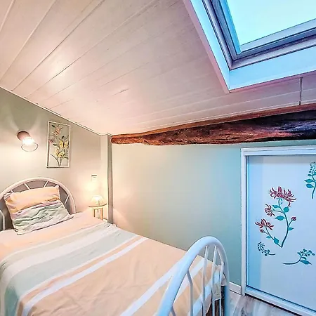 Tuilieres By Interhome Vakantiehuis